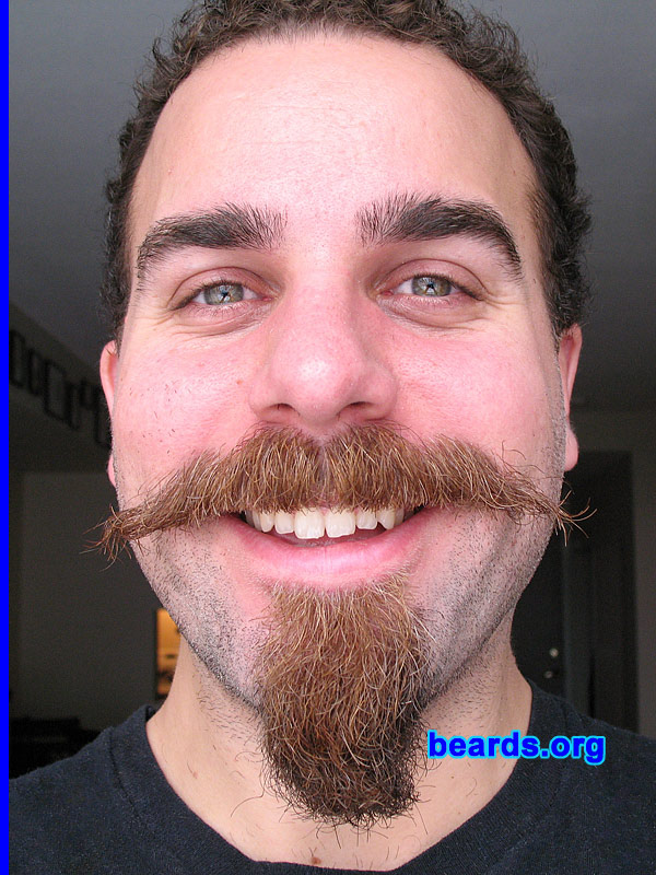Dave with Chin Strip and mustache
[b]Go to [url=http://www.beards.org/dave.php]Dave's success story[/url][/b].
Keywords: Dave_style Dave.9 Dave_feature goatee_mustache