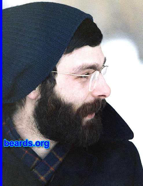 Michael
1977 -- Knit cap: Between my knit cap and my beard, I was never cold during those long, damp Boston winters. 

[b]Go to [url=http://www.beards.org/beard03.php]Michael's beard feature[/url][/b].
Keywords: full_beard