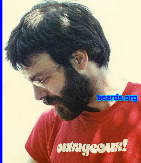 Michael
1977 -- Red tee shirt: People would come up to me in the summer and ask, "Doesn't that beard make you hot?" Not in the least.

[b]Go to [url=http://www.beards.org/beard03.php]Michael's beard feature[/url][/b].
Keywords: full_beard