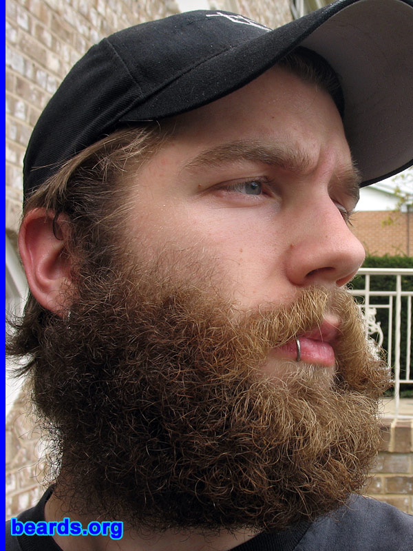 Andrew
[b]Go to [url=http://www.beards.org/beard07.php]Andrew's beard feature[/url][/b].
Keywords: full_beard