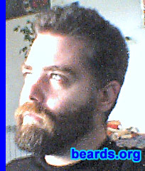 Roberto D. C.
Bearded since: 2003.  I am a dedicated, permanent beard grower.

Comments:
I grew my beard because I like the feel and the look.

How do I feel about my beard?  I like very much my fur! :-)
Keywords: full_beard
