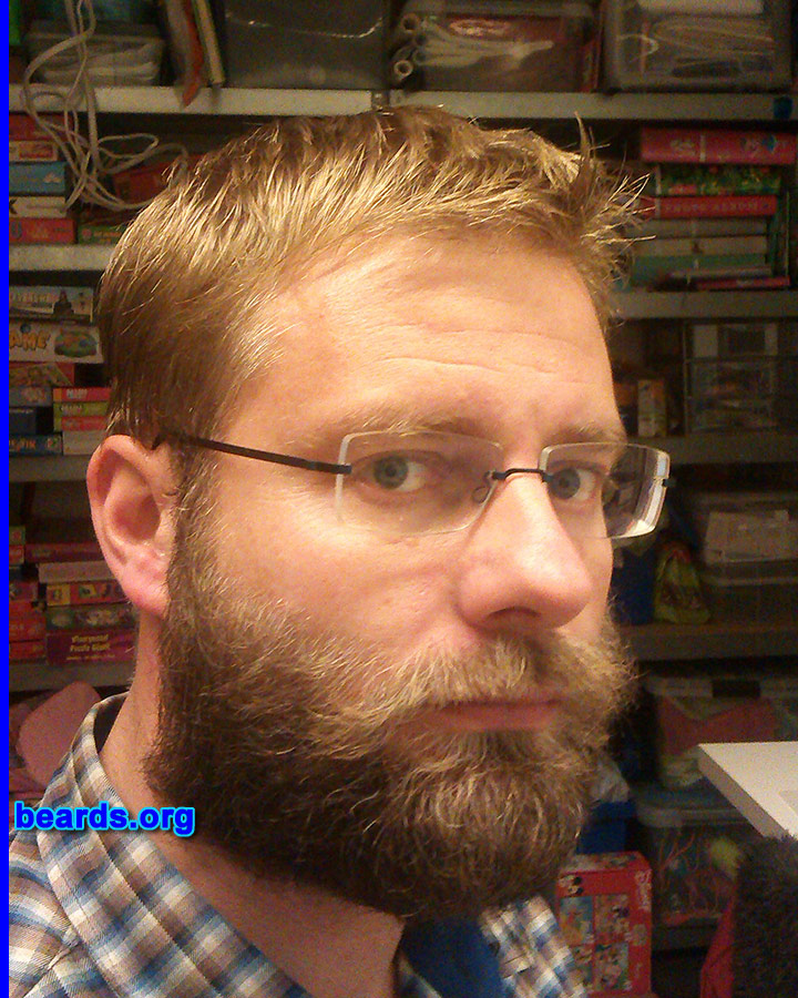 William
Bearded since: 2013. I am an experimental beard grower.

Comments:
Why did I grow my beard? I wanted to try a different look and was curious if the "beardchange" was going to fit me. I never tried growing my beard before and I find it amazing to see the growth and changes on my face.

How do I feel about my beard? I like it. It looks powerful. It feels very masculine. It is really an upgrading of my face. I feel very comfortable with it! My beard gives me a masculine feeling that I have never felt before and above that, my beard gives me a living feeling in my face. Awesome.
Keywords: full_beard