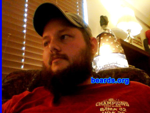 Aeron
Bearded since: 2011. I am a dedicated, permanent beard grower.
Keywords: full_beard