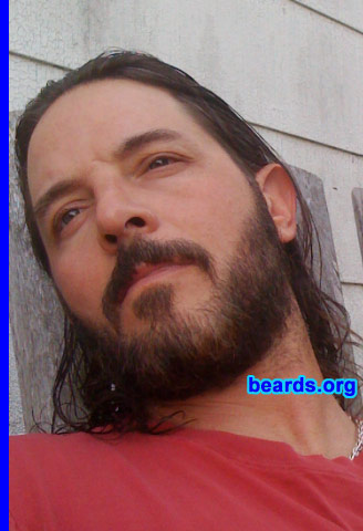 Steve
Bearded since: 1998. I am an occasional or seasonal beard grower.

Comments:
I grew my beard because I've always wanted a beard. I had dreams as a kid that I had a full beard. So, was the dream a foreshadow or am I fulfilling my subconscious dream? Who cares? I like it!! I'm a full-time musician.  So having no boss or social work guidelines to follow makes it a little easier. I've always liked looking a little different, (not spiked purple Mohawk different), but naturally different.

How do I feel about my beard? Hmmmm, 50/50. Sometimes I love it and then I get sick of it or just want the change....or someone told me I look old! This is my fullest beard to date and I may keep it through the hot East Coast summer...that's usually when it hits the sink! I'll crank up the AC (air conditioner)!!
Keywords: full_beard