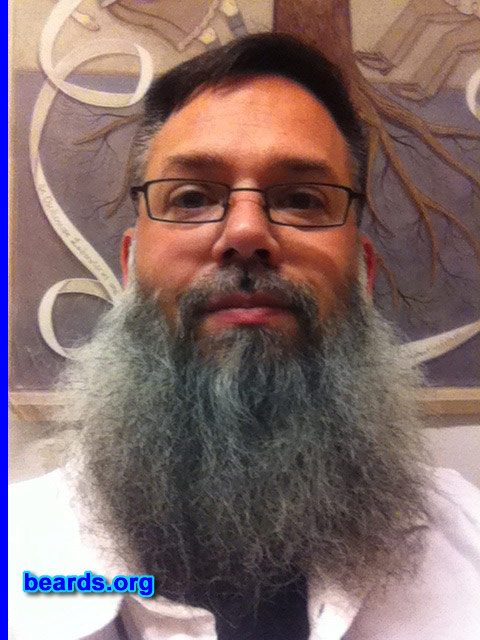 Tracy
Bearded since: 1991. I am a dedicated, permanent beard grower.

Comments:
Why did I grow my beard? Wanted to see what would happen.

How do I feel about my beard? I love having a beard. Don't know what I would do without one.
Keywords: full_beard