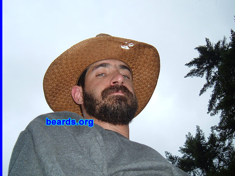 Franco
Bearded since: 2006.  I am a dedicated, permanent beard grower.

Comments:
I grew my beard because it makes me look more like a man.

How do I feel about my beard?  I love it.  It's part of me.
Keywords: full_beard