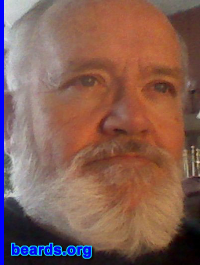 HÃ¥kon
Bearded since: 1978. I am a dedicated, permanent beard grower.
Keywords: full_beard