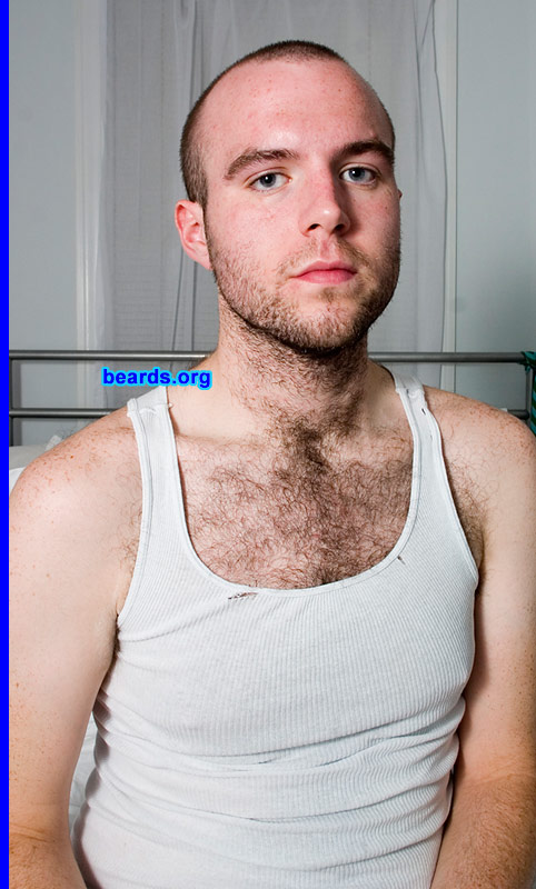 Sean's beard growth series
Day 14.

[b]Return to [url=http://www.beards.org/sean.php]Beards in focus: Sean's photography project.[/url][/b].
Keywords: full_beard sean_progress