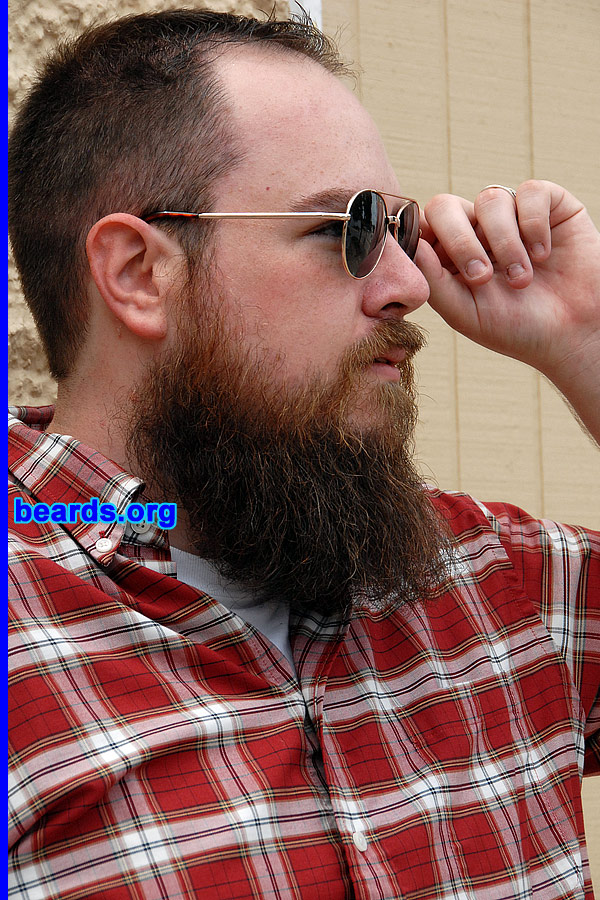 Alan
[b]Go to [url=http://www.beards.org/success_alan.php]Alan's success story[/url][/b].
Keywords: full_beard