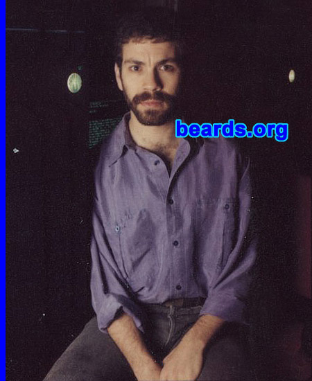 Andy
[b]Go to [url=http://www.beards.org/beard032.php]Andy's beard feature[/url][/b].
Keywords: full_beard
