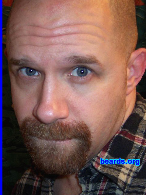 Steven
[b]Go to [url=http://www.beards.org/beard02.php]Steven: bearded adventurer[/url][/b].
Keywords: b2.1 goatee_mustache