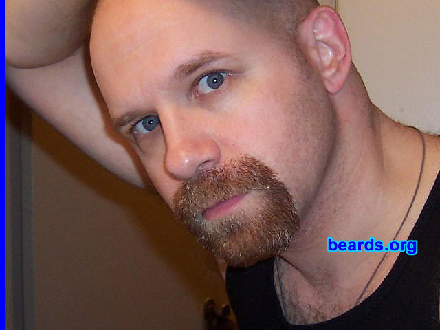 Steven
[b]Go to [url=http://www.beards.org/beard02.php]Steven: bearded adventurer[/url][/b].
Keywords: b2.2 goatee_mustache