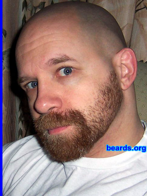 Steven
The expansion from goatee and mustache to full beard continues.

[b]Go to [url=http://www.beards.org/beard02.php]Steven: bearded adventurer[/url][/b].
Keywords: b2.2 full_beard