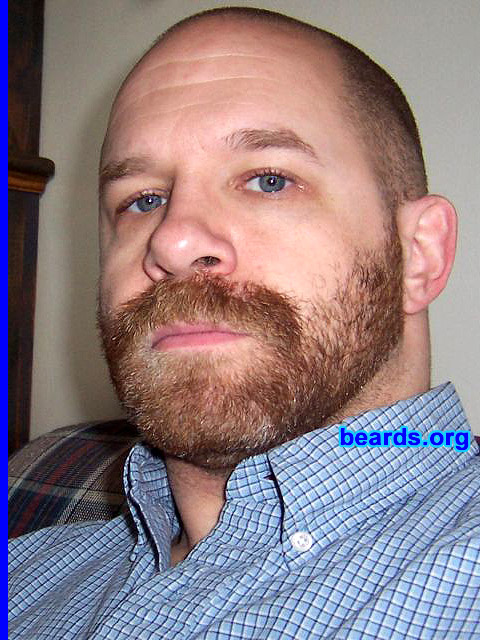 Steven
The expansion from goatee and mustache to full beard continues.

[b]Go to [url=http://www.beards.org/beard02.php]Steven: bearded adventurer[/url][/b].
Keywords: b2.2 full_beard
