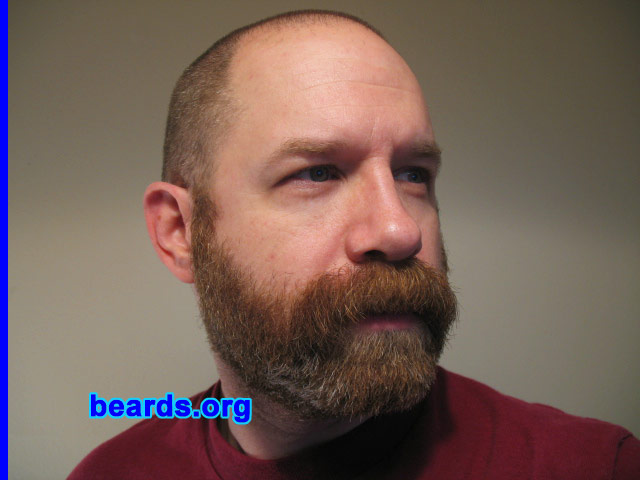 Steven
[b]Go to [url=http://www.beards.org/beard02.php]Steven: bearded adventurer[/url][/b].
Keywords: b2.22 full_beard