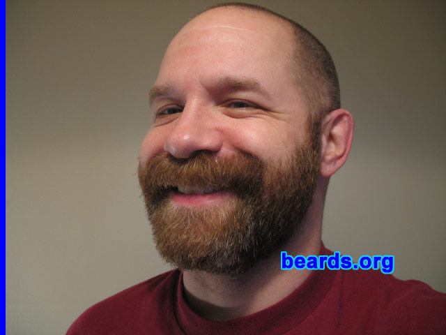 Steven
[b]Go to [url=http://www.beards.org/beard02.php]Steven: bearded adventurer[/url][/b].
Keywords: b2.22 full_beard