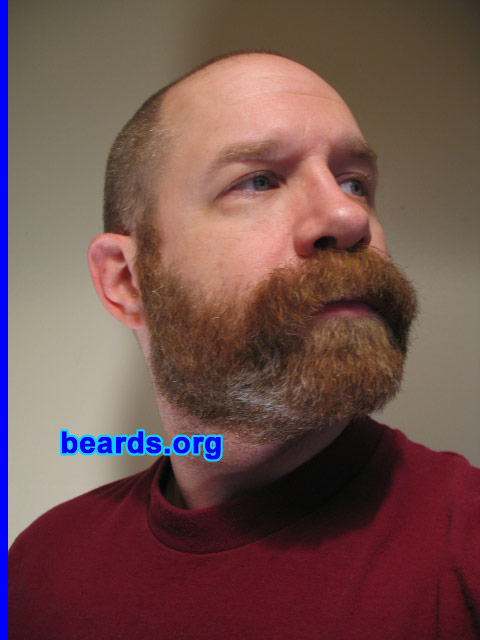 Steven
[b]Go to [url=http://www.beards.org/beard02.php]Steven: bearded adventurer[/url][/b].
Keywords: b2.22 full_beard