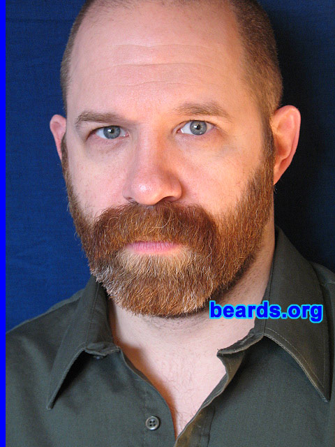 Steven
[b]Go to [url=http://www.beards.org/beard02.php]Steven: bearded adventurer[/url][/b].
Keywords: b2.22 full_beard