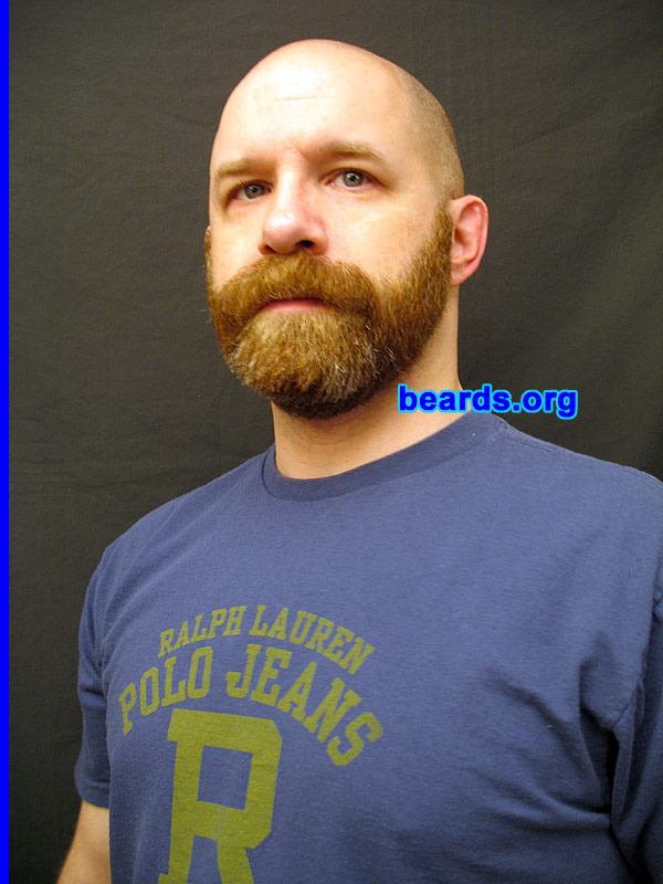 Steven
[b]Go to [url=http://www.beards.org/beard02.php]Steven: bearded adventurer[/url][/b].
Keywords: b2.25 full_beard