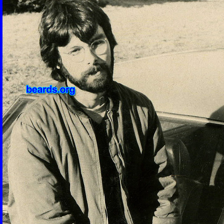 Michael
1972 -- Art School: In art school, one of my instructors took me aside and pronounced, "You must think you're an artist because you have a beard!" I never quite knew what he meant by that.

[b]Go to [url=http://www.beards.org/beard03.php]Michael's beard feature[/url][/b].
Keywords: full_beard