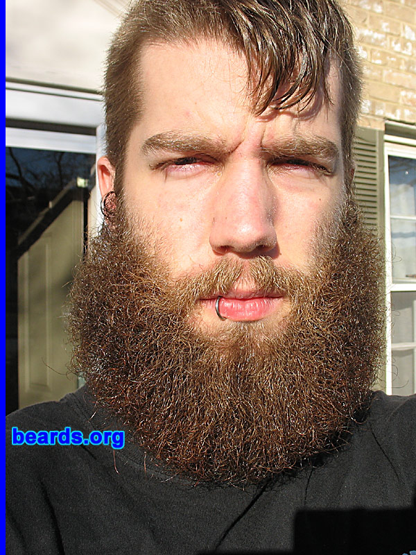 Andrew
[b]Go to [url=http://www.beards.org/beard07.php]Andrew's beard feature[/url][/b].
Keywords: full_beard