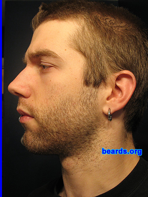 Andrew
[b]Go to [url=http://www.beards.org/beard07.php]Andrew's beard feature[/url][/b].
Keywords: full_beard stubble