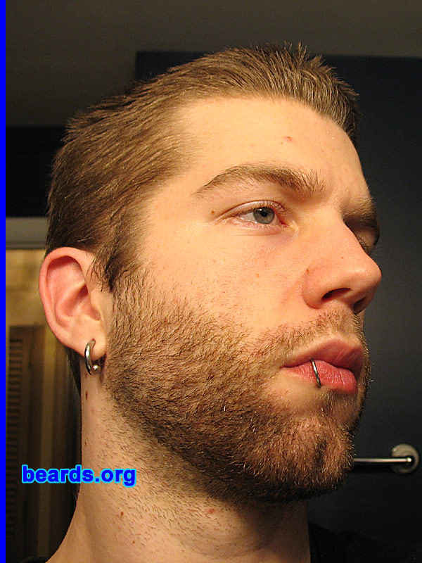 Andrew
[b]Go to [url=http://www.beards.org/beard07.php]Andrew's beard feature[/url][/b].
Keywords: full_beard