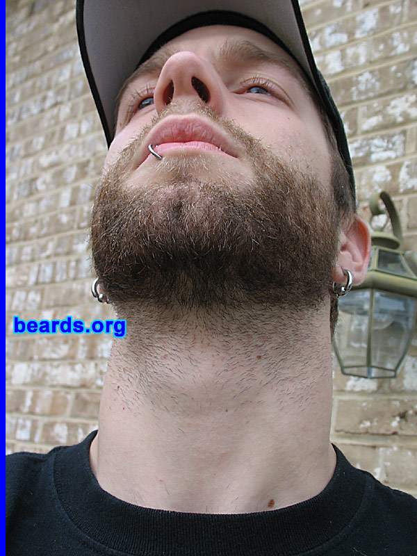 Andrew
[b]Go to [url=http://www.beards.org/beard07.php]Andrew's beard feature[/url][/b].
Keywords: full_beard