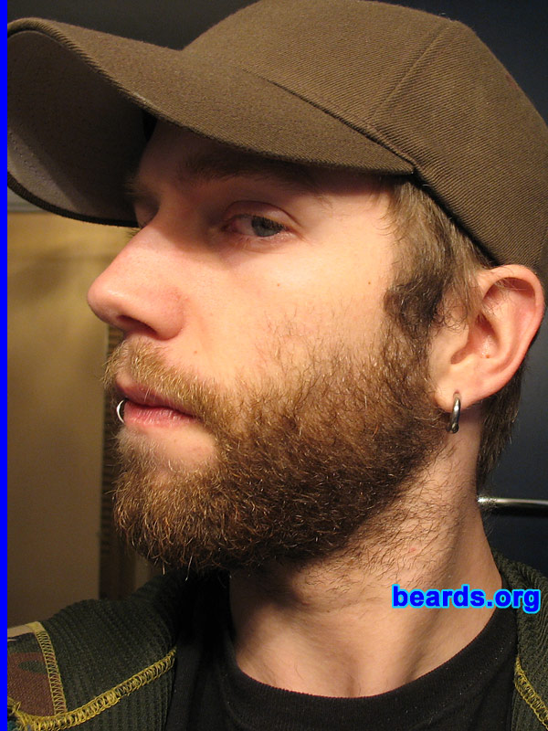 Andrew
[b]Go to [url=http://www.beards.org/beard07.php]Andrew's beard feature[/url][/b].
Keywords: full_beard