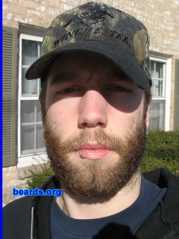 Andrew
[b]Go to [url=http://www.beards.org/beard07.php]Andrew's beard feature[/url][/b].
Keywords: full_beard