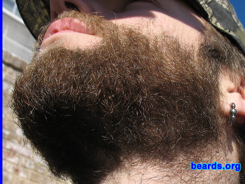 Andrew
[b]Go to [url=http://www.beards.org/beard07.php]Andrew's beard feature[/url][/b].
Keywords: full_beard