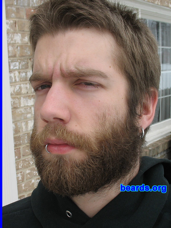 Andrew
[b]Go to [url=http://www.beards.org/beard07.php]Andrew's beard feature[/url][/b].
Keywords: full_beard