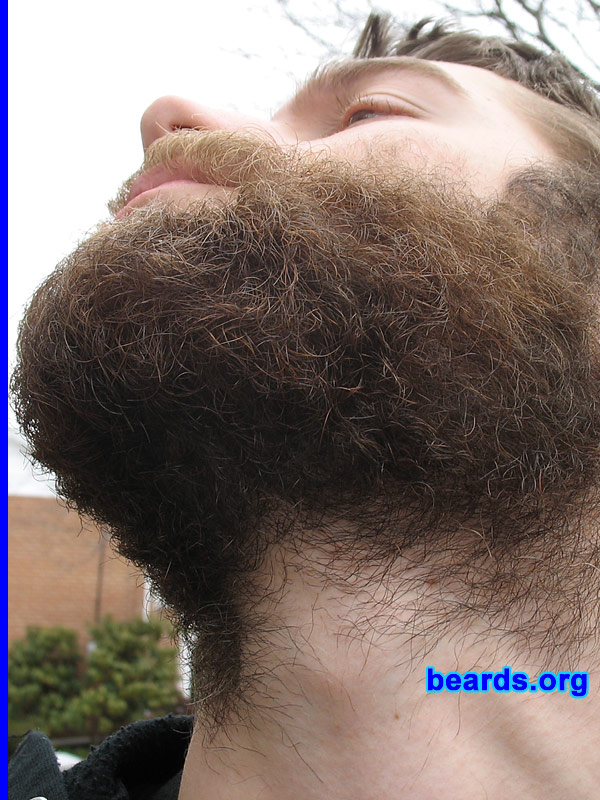 Andrew
[b]Go to [url=http://www.beards.org/beard07.php]Andrew's beard feature[/url][/b].
Keywords: full_beard