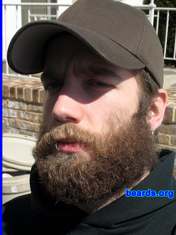 Andrew
[b]Go to [url=http://www.beards.org/beard07.php]Andrew's beard feature[/url][/b].
Keywords: full_beard