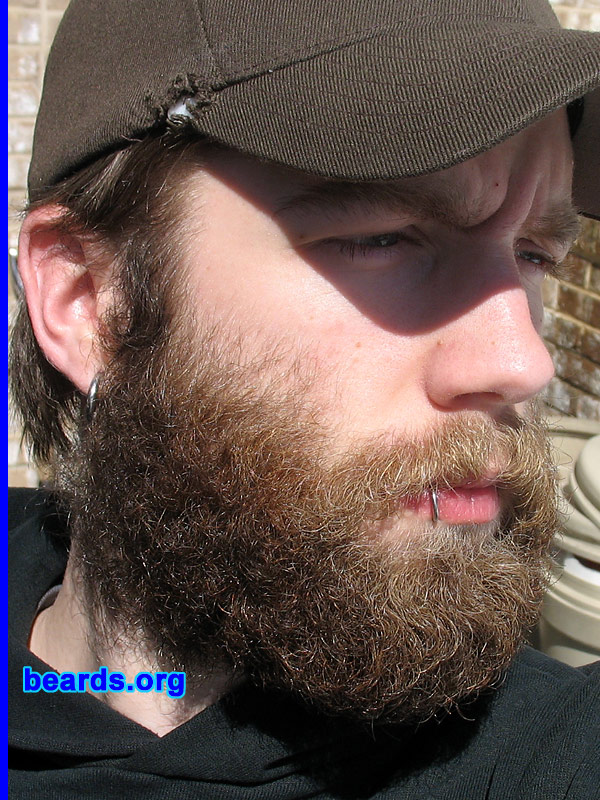 Andrew
[b]Go to [url=http://www.beards.org/beard07.php]Andrew's beard feature[/url][/b].
Keywords: full_beard