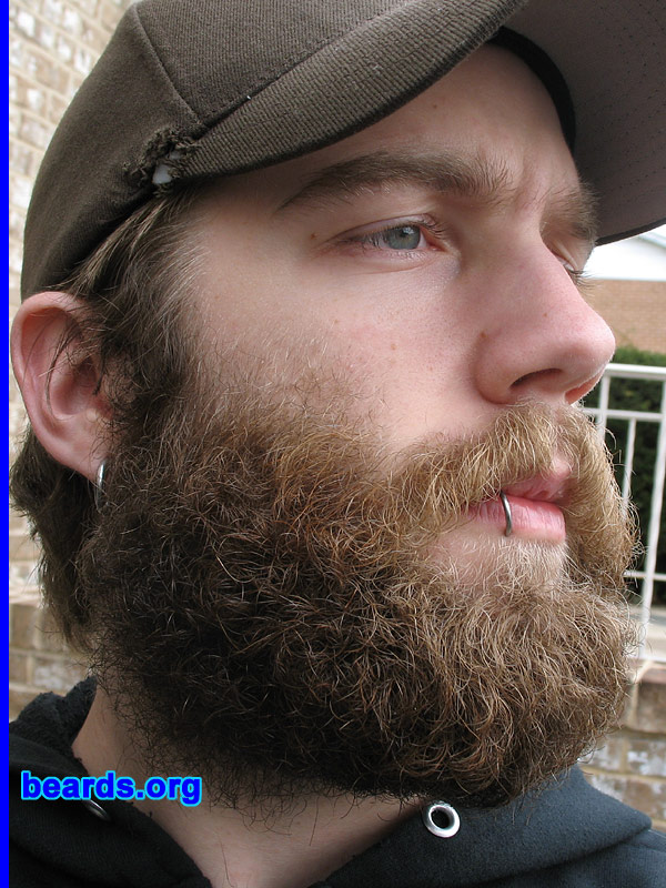 Andrew
[b]Go to [url=http://www.beards.org/beard07.php]Andrew's beard feature[/url][/b].
Keywords: full_beard