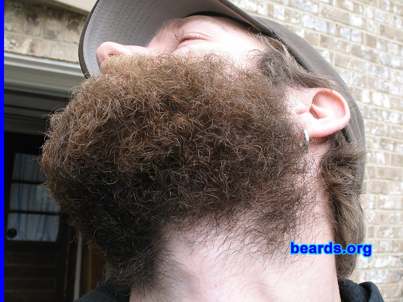 Andrew
[b]Go to [url=http://www.beards.org/beard07.php]Andrew's beard feature[/url][/b].
Keywords: full_beard