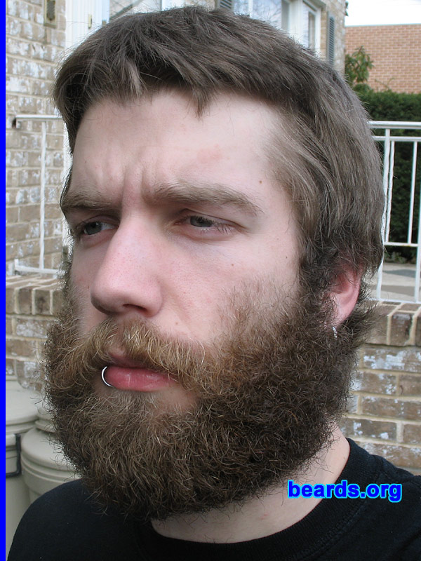 Andrew
[b]Go to [url=http://www.beards.org/beard07.php]Andrew's beard feature[/url][/b].
Keywords: full_beard