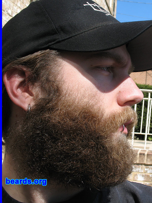 Andrew
[b]Go to [url=http://www.beards.org/beard07.php]Andrew's beard feature[/url][/b].
Keywords: full_beard