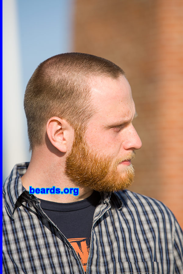 Brian
[b]Go to [url=http://www.beards.org/beard022.php]Brian's beard feature[/url][/b].
Keywords: full_beard
