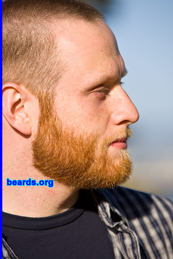 Brian
[b]Go to [url=http://www.beards.org/beard022.php]Brian's beard feature[/url][/b].
Keywords: b022.2 full_beard