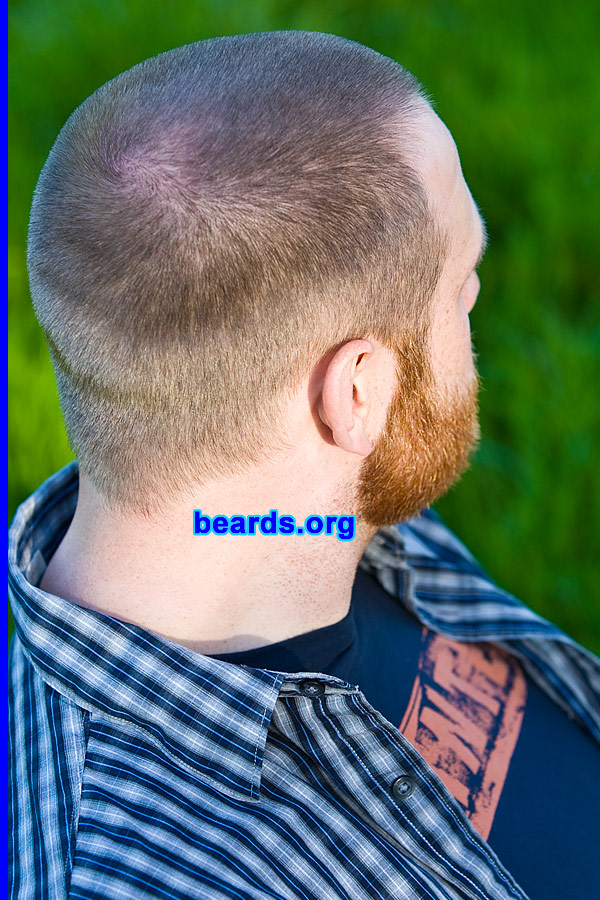 Brian
[b]Go to [url=http://www.beards.org/beard022.php]Brian's beard feature[/url][/b].
Keywords: b022.2 full_beard