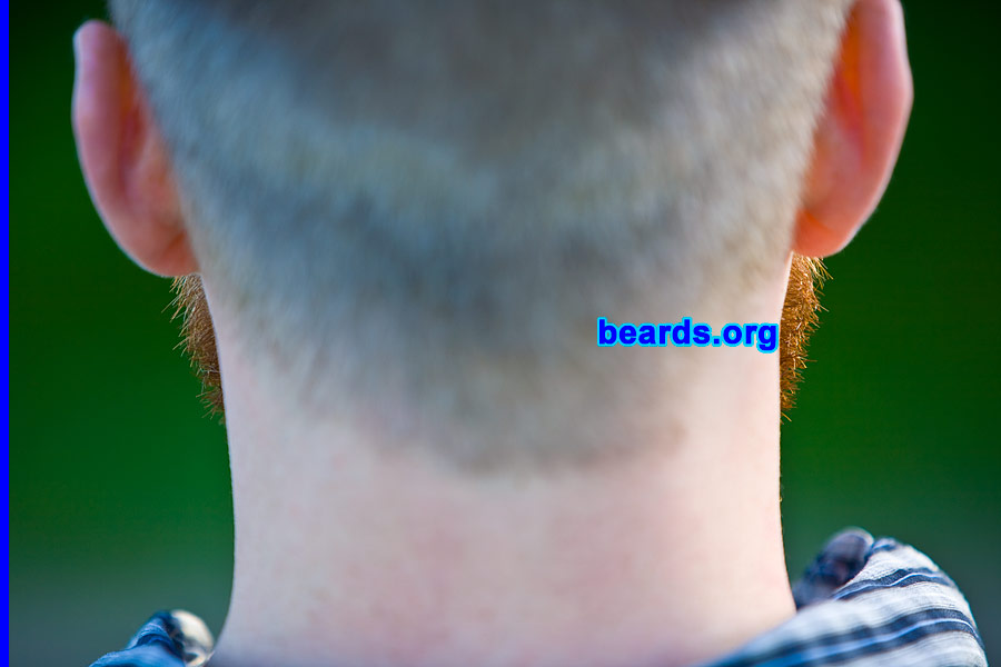 Brian
[b]Go to [url=http://www.beards.org/beard022.php]Brian's beard feature[/url][/b].
Keywords: b022.2 full_beard