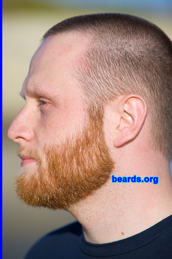 Brian
[b]Go to [url=http://www.beards.org/beard022.php]Brian's beard feature[/url][/b].
Keywords: b022.3 full_beard