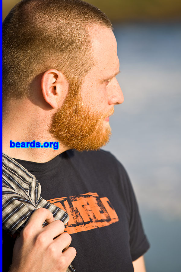 Brian
[b]Go to [url=http://www.beards.org/beard022.php]Brian's beard feature[/url][/b].
Keywords: b022.3 full_beard