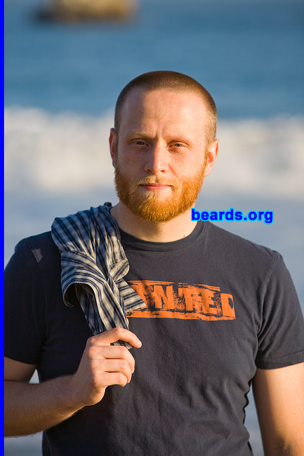 Brian
[b]Go to [url=http://www.beards.org/beard022.php]Brian's beard feature[/url][/b].
Keywords: b022.3 full_beard