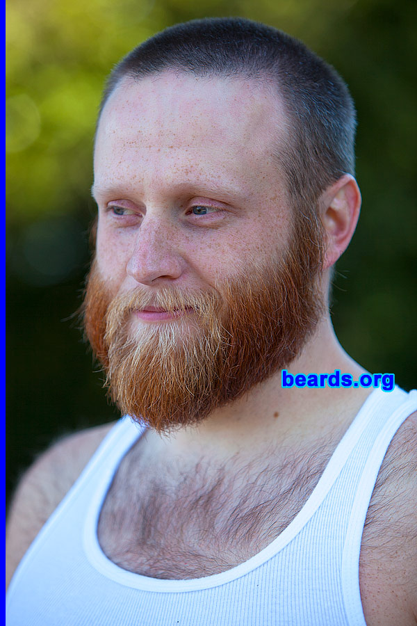 Brian
[b]Go to [url=http://www.beards.org/beard022.php]Brian's beard feature[/url][/b].
Keywords: b022.5 full_beard