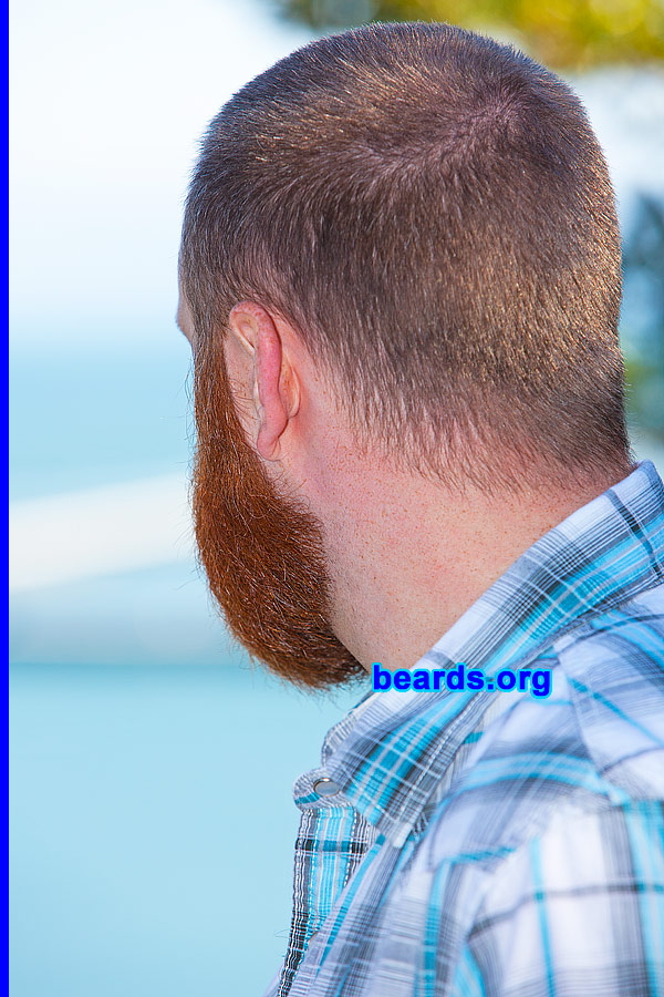 Brian
[b]Go to [url=http://www.beards.org/beard022.php]Brian's beard feature[/url][/b].
Keywords: b022.5 full_beard
