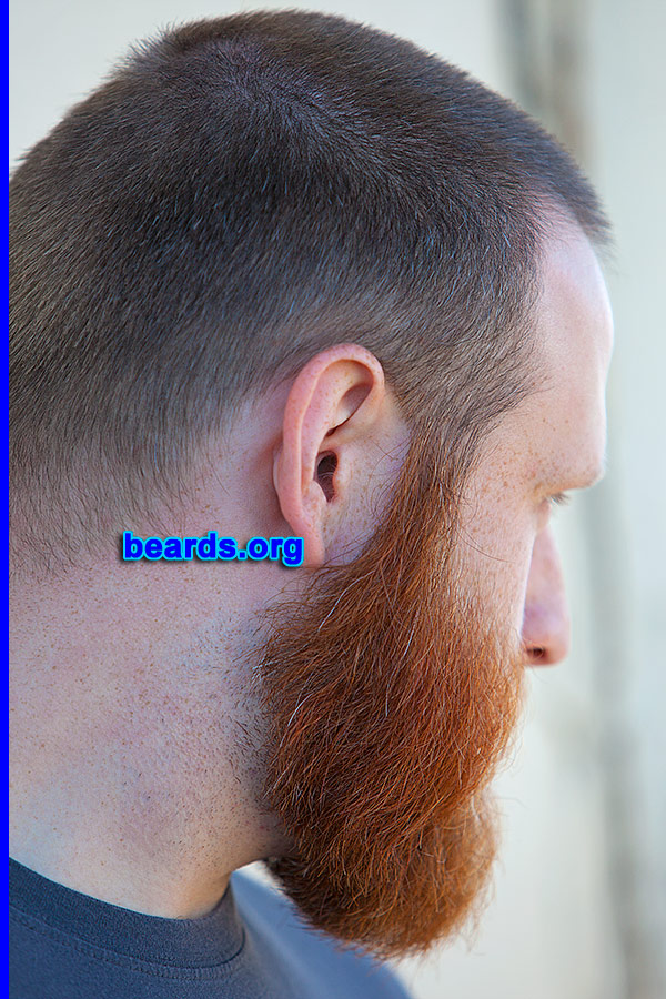 Brian
[b]Go to [url=http://www.beards.org/beard022.php]Brian's beard feature[/url][/b].
Keywords: b022.7 full_beard