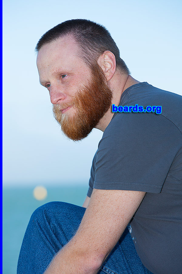 Brian
[b]Go to [url=http://www.beards.org/beard022.php]Brian's beard feature[/url][/b].
Keywords: b022.7 full_beard